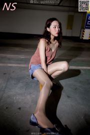 Zhu Yin Kecil "Gadis dengan Kaki Cantik dengan Stoking di Garasi Bawah Tanah" [Nasi Photography]
