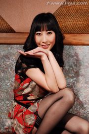 Modelo Xiao Yufei "A tentação das meias em um sorriso doce" [丽 柜 LiGui] Foto de belas pernas e pés de jade