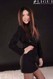 [丽 柜 LiGui] Model Yoona "Black Silk OL Professional Wear" Gambar foto kaki dan kaki giok yang indah