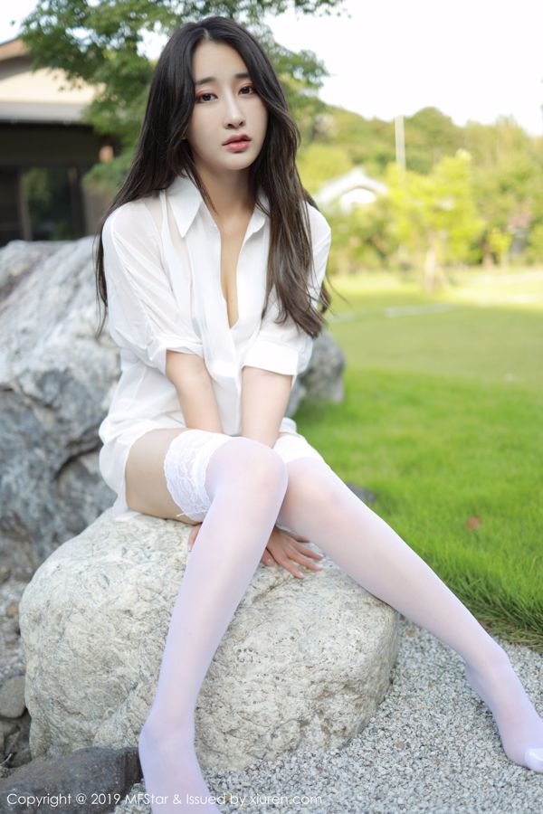 Betty Lin Zixin "La migliore ragazza in camicia bianca" [Model Academy MFStar] Vol.219