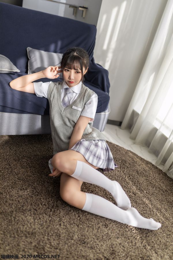 [喵 糖 映 画] JKL.001 "Meisje in uniform"