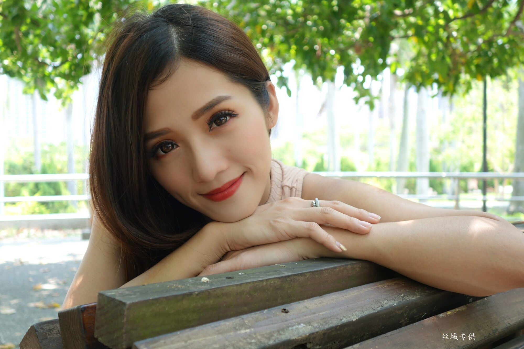 [台湾正妹] Go Go 高雄美術館 第40页 No.8bc58a